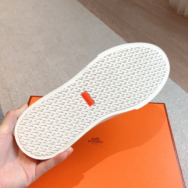 HM GAME SLIP-ON SNEAKER NAVY CALFSKIN