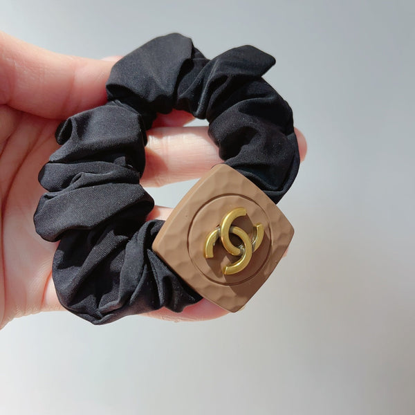 BLACK MIX CAMEL BROWN WRINKLED FABRIC SCRUNCHIE 875870