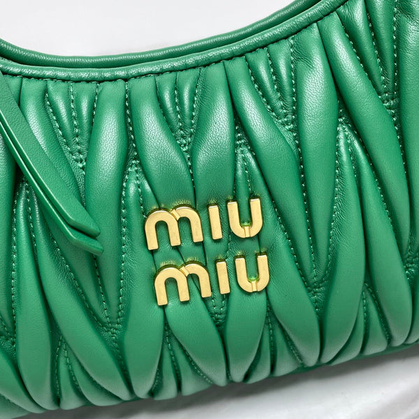miuwander hobo 23 green matelasse leather