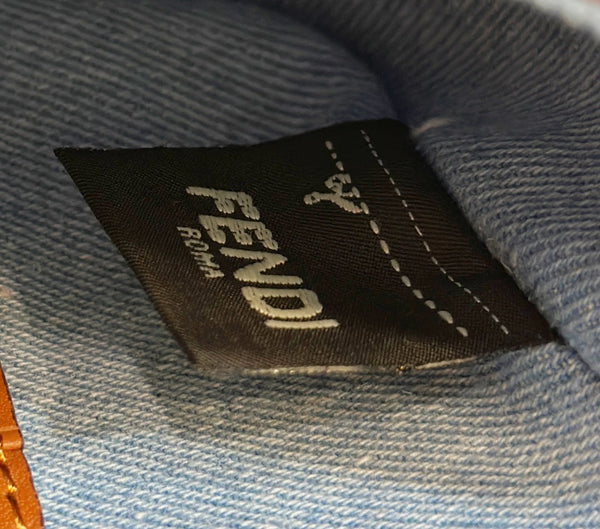 BORSA FENDI 19 BAGUETTE IN TELA AZZURRA CON FERRAMENTA ARGENTO