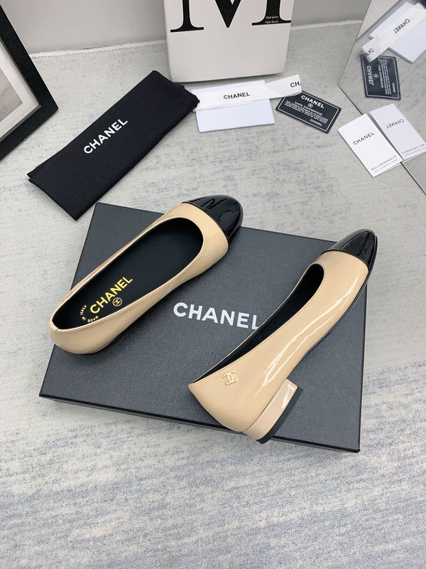 CC 26s Ballet Flats Patent Leather 159948