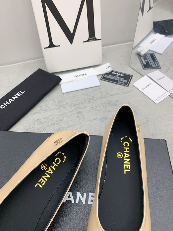 CC 26s Ballet Flats Patent Leather 159948