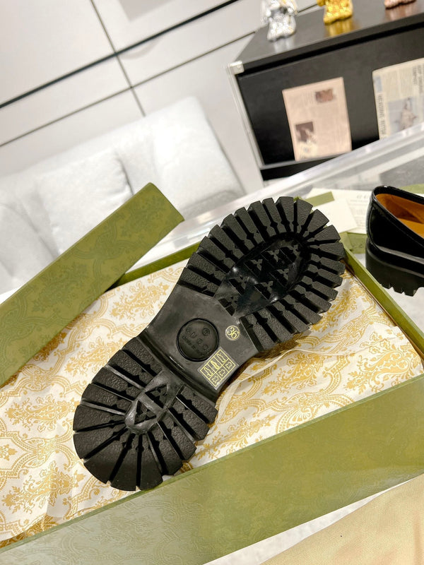 GG LOAFER WITH GG CHAINS GLOSSY BLACK CALFSKIN