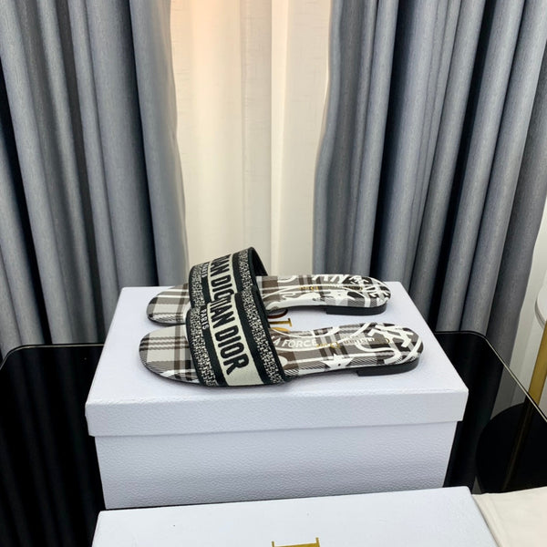 CD Mule Dway Slide 10mm Multi-motivi Stile 61