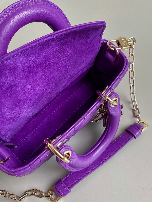 MINI BORSA D-JOY 17 IN PELLE DI AGNELLO VIOLA