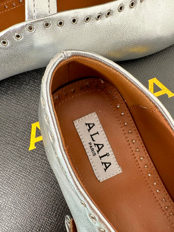 Alaia 25 Ballet Flats Silver Calfskin 293242