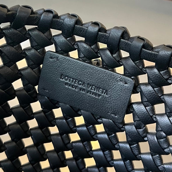 BORSA SARDINE 29 IN PELLE DI AGNELLO NERA