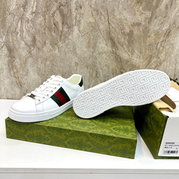 GG Men's ACE Sneaker White Calfskin 525955