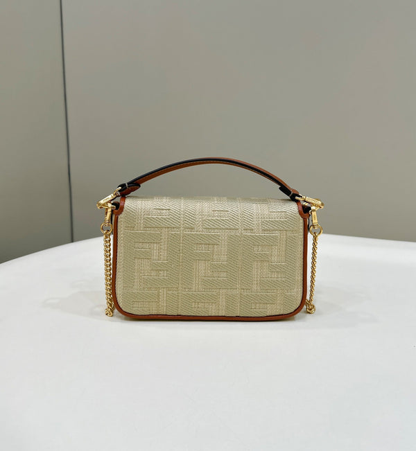 BORSA BAGUETTE FENDI 19 IN TELA GIALLA DI LINO CON FERRAMENTA ORO