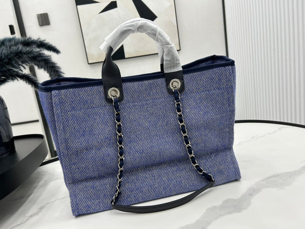 Borsa CC Deauville in tweed, pelle nera, finiture in argento 12