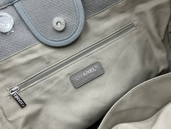 Borsa CC Deauville in tweed, pelle marrone scuro, finiture in argento, 20