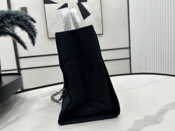 Borsa CC Deauville in tweed, pelle nera, finiture in argento 22