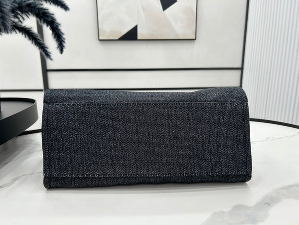 Borsa CC Deauville in tweed, pelle nera, finiture dorate, 25