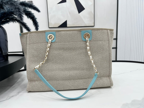 Borsa CC Deauville in tweed 33x24x14,5 cm Pelle blu cielo Hardware dorato 33