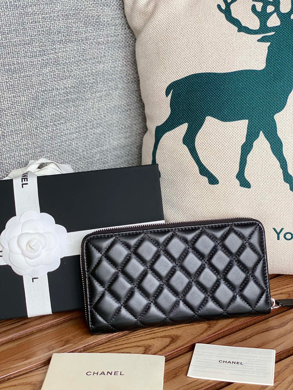 CC Zippy Long Wallet 19.5cm Black Sheepskin Sliver Steel 223943