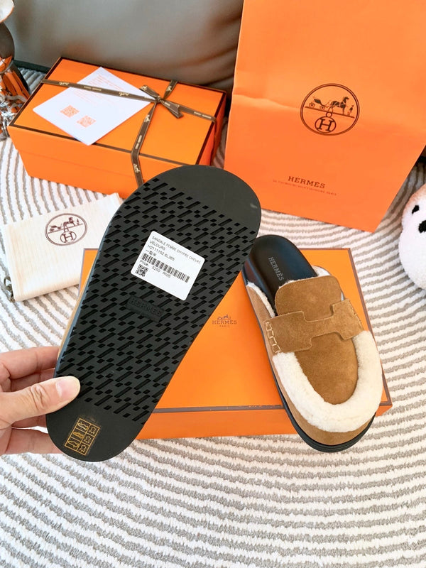 HM Go Mule Brown Mix White Suede Lined With Wool Fleece 963222