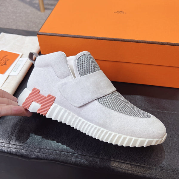 HM H Snesker Light Gray Suede Goatskin And Knit