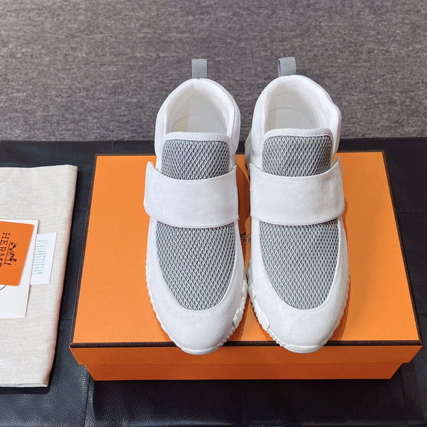 HM H Snesker Light Gray Suede Goatskin And Knit