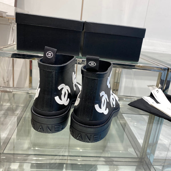 CC Rainboots Black with Embossed Logo Rubber 204070