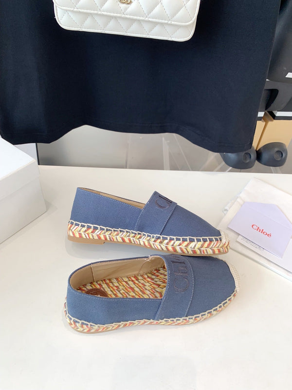 CHLOÉ LOAFER SHOES IN PIGEON BLUE DENIM AND WOVEN RAFFIA