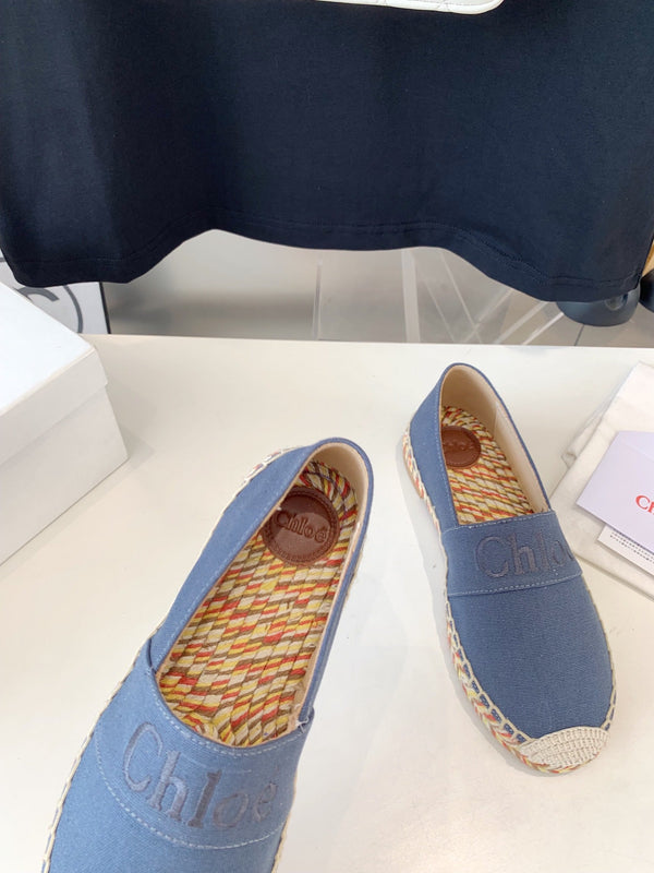 CHLOÉ LOAFER SHOES IN PIGEON BLUE DENIM AND WOVEN RAFFIA