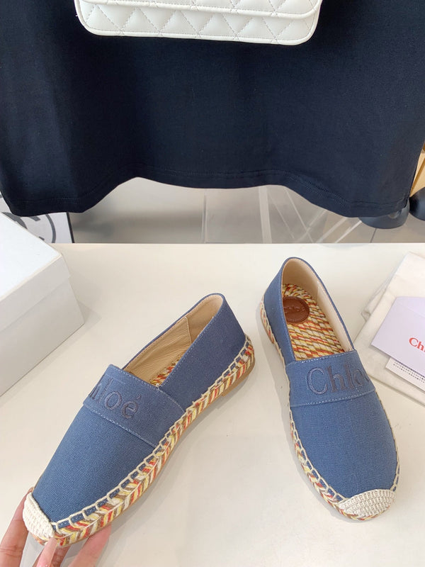 CHLOÉ LOAFER SHOES IN PIGEON BLUE DENIM AND WOVEN RAFFIA