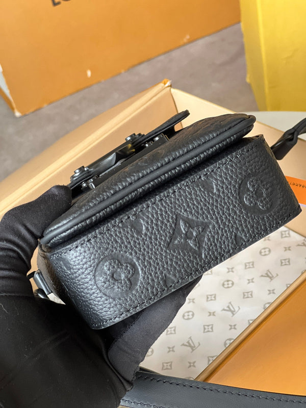 Lv S-Lock Vertical Wearable Wallet Black Taurillon Monogram Leather