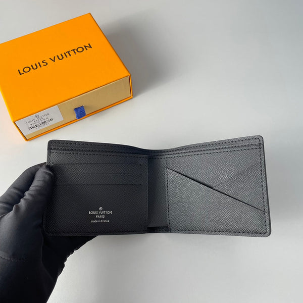 LV Enveloppe Carte De Visite Card Holder Black Epi Leather 221502