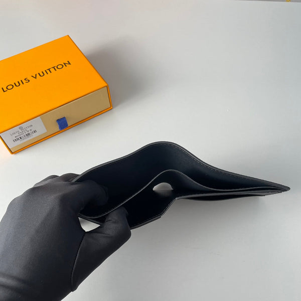 LV Enveloppe Carte De Visite Card Holder Black Epi Leather 221502