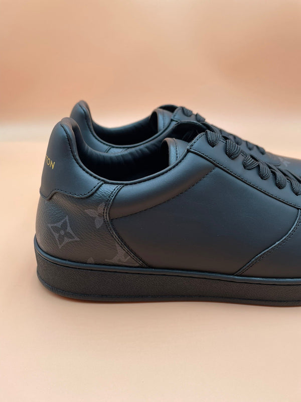 LV RIVOLI SNEAKER BLACK