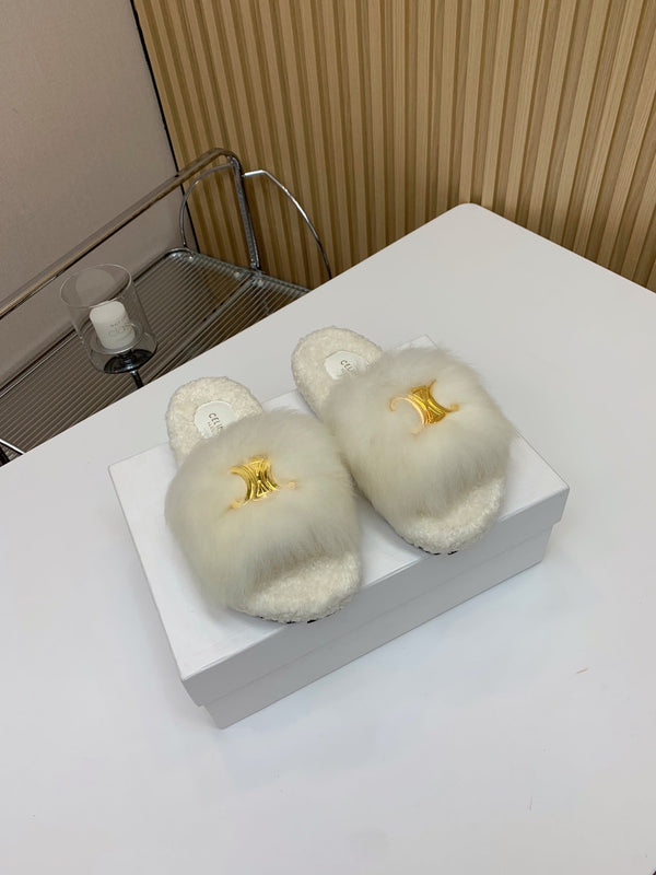 CL 26s Sandals In White Wool