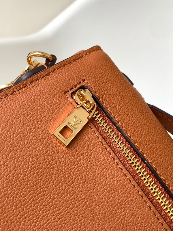 Borsa Oxford LV 22cm in pelle di vacchetta marrone oro 252067