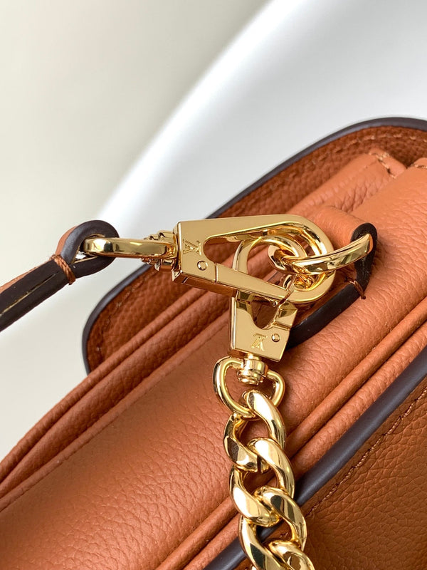 Borsa Oxford LV 22cm in pelle di vacchetta marrone oro 252067