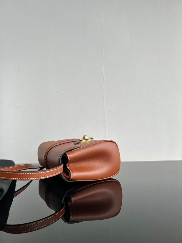 SOFT 18 CINNAMON BROWN CALFSKIN