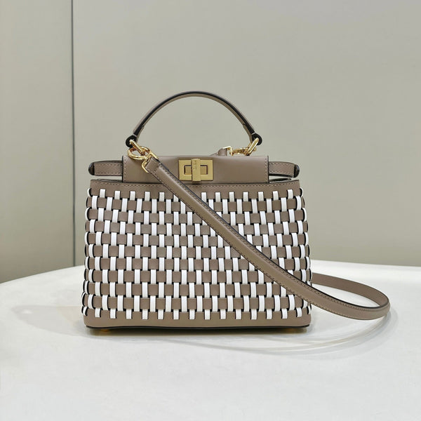 PEEKABOO 24 IN PELLE DI VITELLO INTRECCIATA MARRONE BIANCO E FERRAMENTA ORO