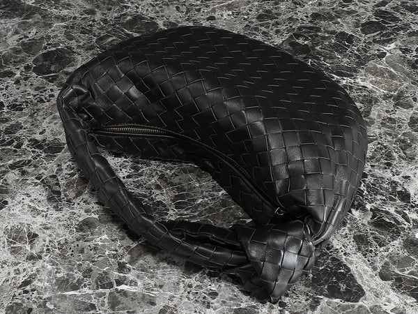 bv teen jodie 36cm black lambskin