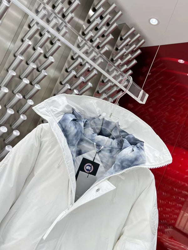 C. Goose Down jacket White Polyester 0040