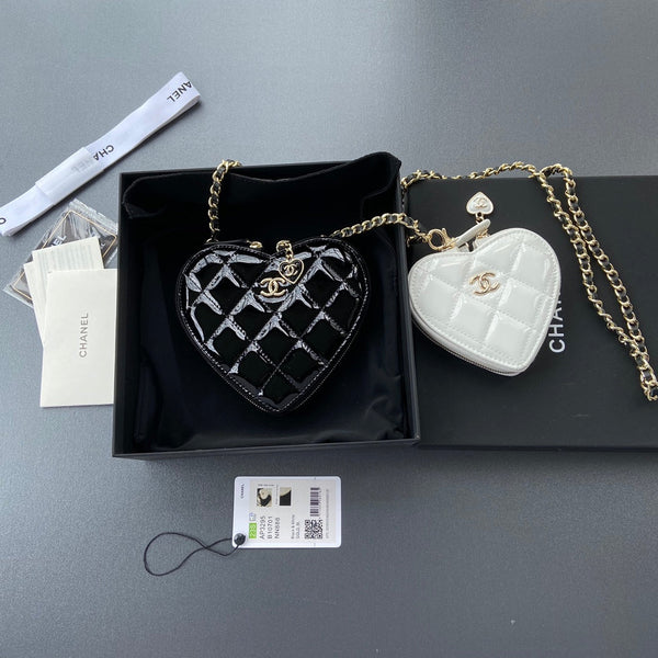 CC Double Heart Shoulder Bags 15cm Black White Patent Leather GHW 235113