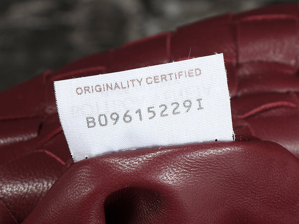 bv teen jodie 36cm burgundy lambskin