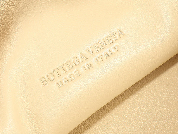bv teen jodie 36cm beige lambskin