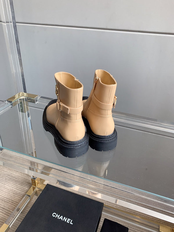 CC Cap Toe Ankle Boots Black Beige Cowhide 464571