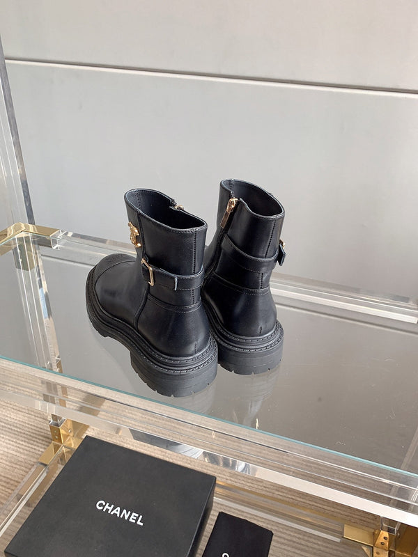 CC Cap Toe Ankle Boots Black Cowhide 464570