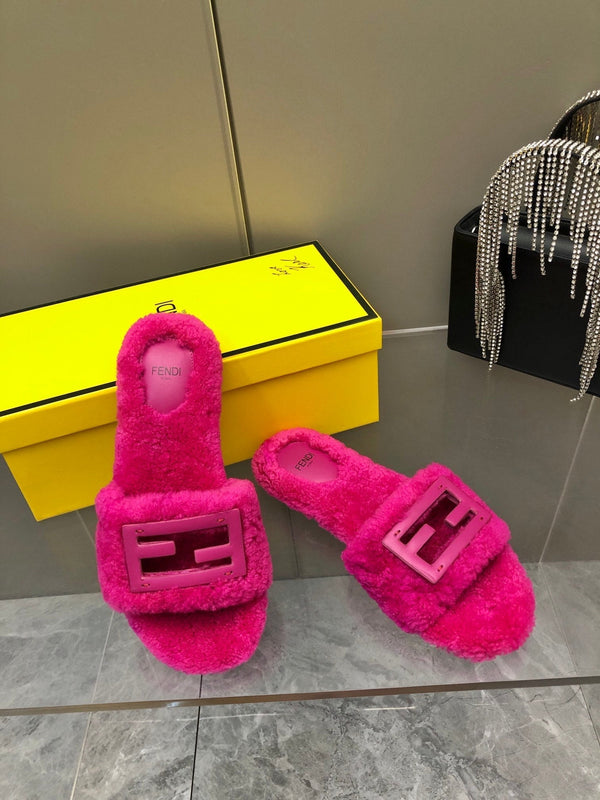 FENDI BAGUETTE SLIDE SLIPPERS IN DEEP PINK WOOL