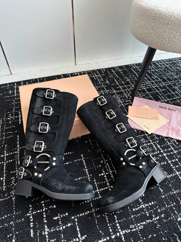 Miu Classic Runway Boots Black Suede 455905