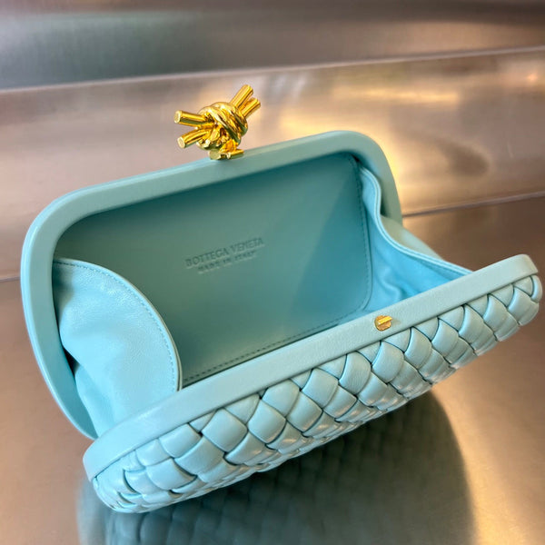 KNOT 20 IN PELLE DI AGNELLO BLU PASTELLO