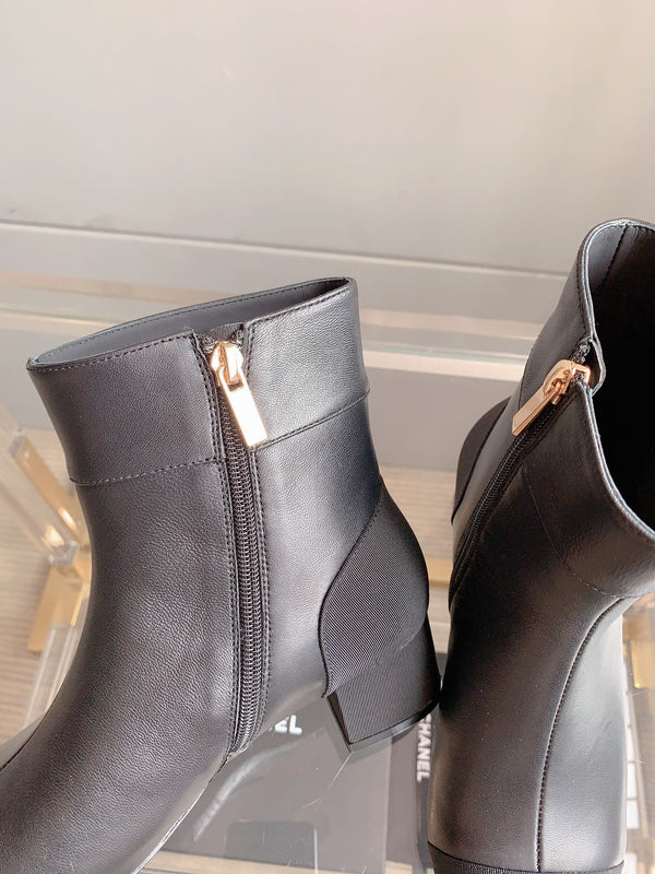 CC Low-Cut Logo Ankle Boots 50mm Black Sheepskin Frabic 464558