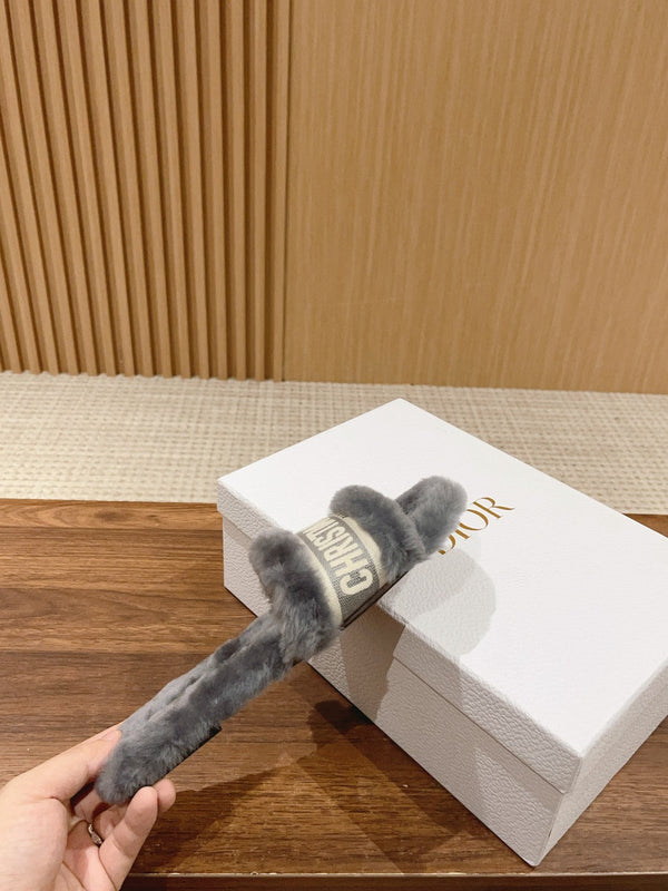 CD Dway Slide Grey Fleece Lining And Canvas Fabric