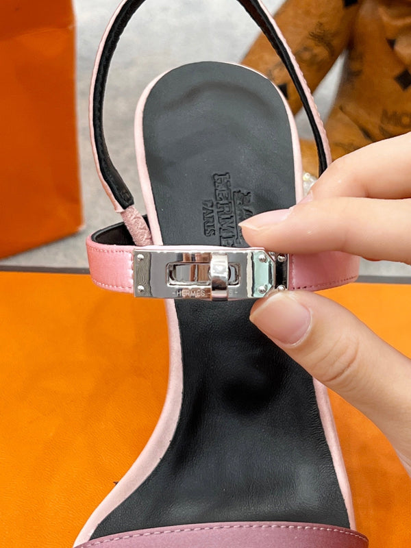 hm glamour 75 tessuto di seta viola chiaro pelle di vitello nera