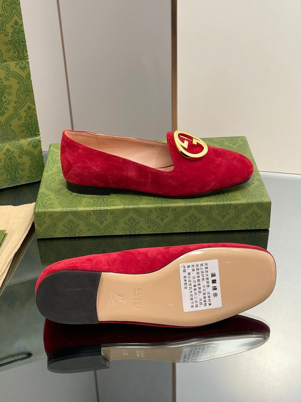 BLONDIE LOGO-PLAQUE LOAFERS IN CRIMSON RED SUEDE
