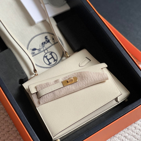 KELLY DESORDRE 20 IN CREAM EPSOM LEATHER WITH GOLD HARDWARE